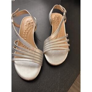 Walking Cradles Lettie Sandal Silver 10 W